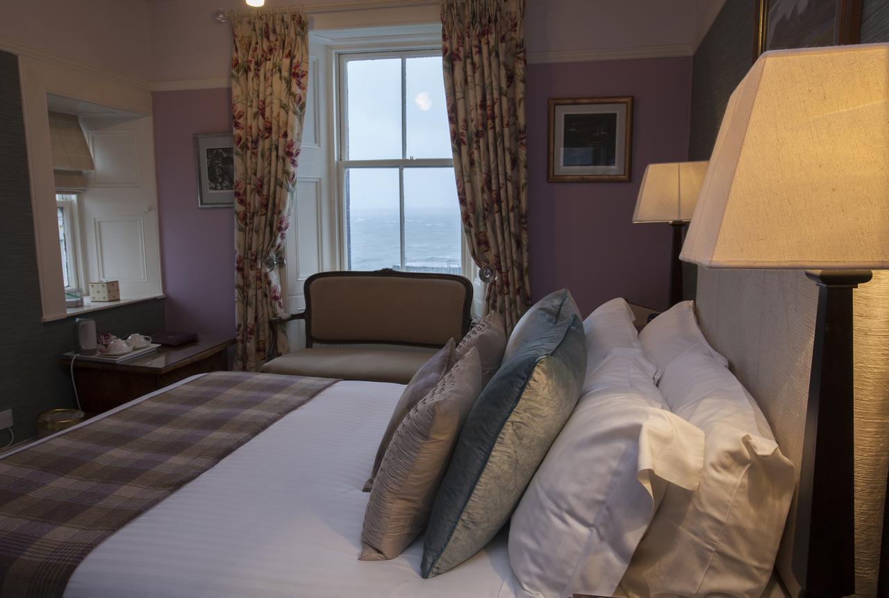 Port Charlotte Hotel Eksteriør bilde